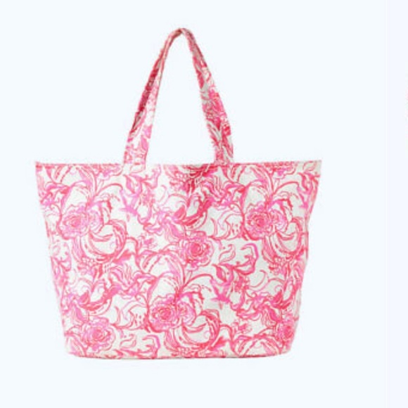 Lilly Pulitzer Handbags - NWT Lilly Pulitzer Cameo White KISS KISS